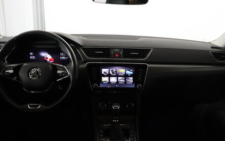 Skoda Superb III рестайлинг, 2021 год, 3 099 990 рублей, 13 фотография