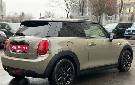 MINI Hatch, 2020 год, 2 330 000 рублей, 3 фотография