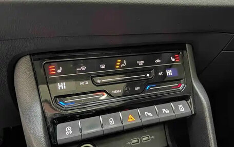 Skoda Karoq I, 2022 год, 2 245 000 рублей, 11 фотография