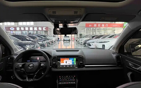 Skoda Karoq I, 2022 год, 2 245 000 рублей, 9 фотография