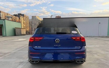 Volkswagen Golf VIII, 2023 год, 2 650 000 рублей, 2 фотография