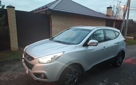 Hyundai ix35 I рестайлинг, 2013 год, 890 000 рублей, 2 фотография