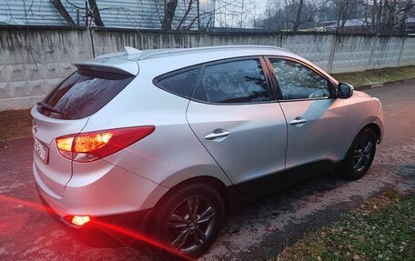 Hyundai ix35 I рестайлинг, 2013 год, 890 000 рублей, 11 фотография