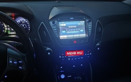 Hyundai ix35 I рестайлинг, 2013 год, 890 000 рублей, 7 фотография