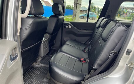 Nissan Pathfinder, 2012 год, 1 750 000 рублей, 14 фотография