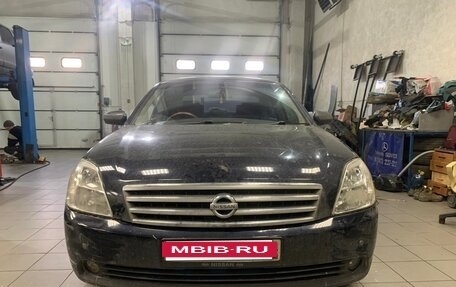 Nissan Teana, 2005 год, 600 000 рублей, 5 фотография