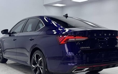 Skoda Octavia IV, 2022 год, 2 805 000 рублей, 2 фотография