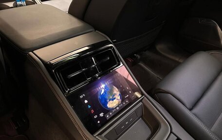 Porsche Panamera, 2025 год, 28 500 000 рублей, 16 фотография