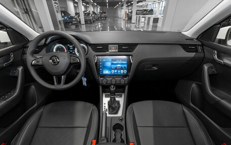 Skoda Octavia, 2023 год, 2 500 000 рублей, 8 фотография