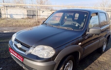 Chevrolet Niva I рестайлинг, 2018 год, 610 000 рублей, 10 фотография