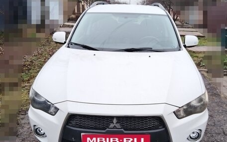 Mitsubishi Outlander III рестайлинг 3, 2011 год, 1 490 000 рублей, 1 фотография