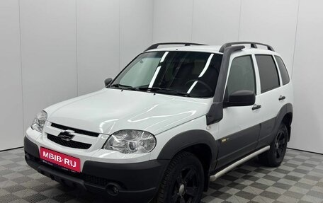 Chevrolet Niva I рестайлинг, 2017 год, 875 000 рублей, 1 фотография