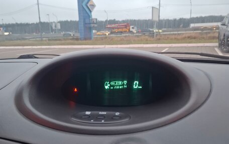 Toyota Vitz, 2001 год, 270 000 рублей, 6 фотография