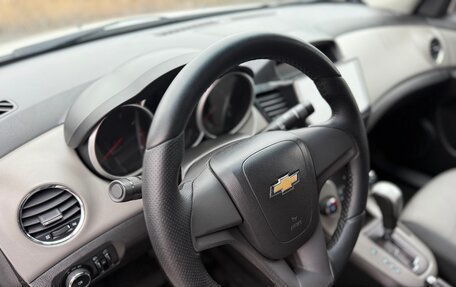 Chevrolet Cruze II, 2011 год, 680 000 рублей, 12 фотография