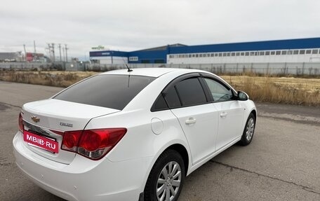 Chevrolet Cruze II, 2011 год, 680 000 рублей, 5 фотография