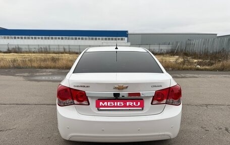 Chevrolet Cruze II, 2011 год, 680 000 рублей, 6 фотография