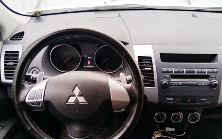 Mitsubishi Outlander III рестайлинг 3, 2011 год, 1 490 000 рублей, 7 фотография