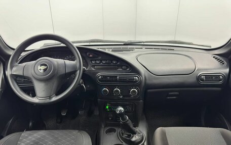 Chevrolet Niva I рестайлинг, 2017 год, 875 000 рублей, 13 фотография