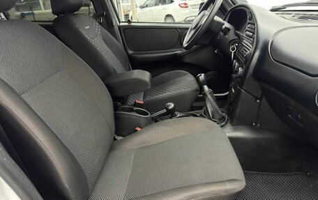 Chevrolet Niva I рестайлинг, 2017 год, 875 000 рублей, 15 фотография