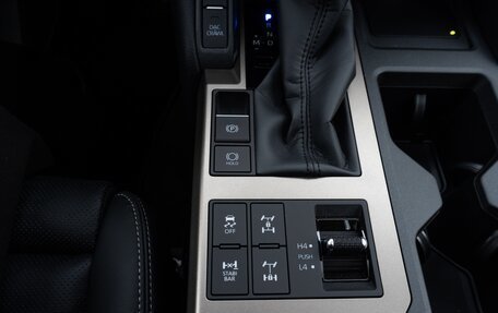 Toyota Land Cruiser Prado, 2025 год, 11 995 000 рублей, 25 фотография