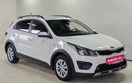 KIA Rio IV, 2018 год, 1 090 000 рублей, 3 фотография