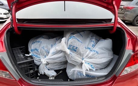 Hyundai Solaris II рестайлинг, 2011 год, 645 000 рублей, 4 фотография