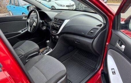 Hyundai Solaris II рестайлинг, 2011 год, 645 000 рублей, 11 фотография