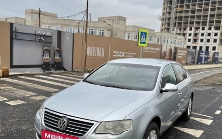 Volkswagen Passat B6, 2008 год, 930 000 рублей, 2 фотография