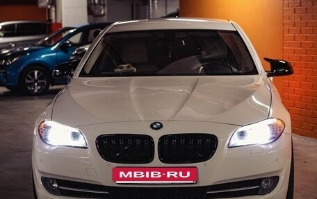 BMW 5 серия, 2013 год, 1 750 000 рублей, 3 фотография