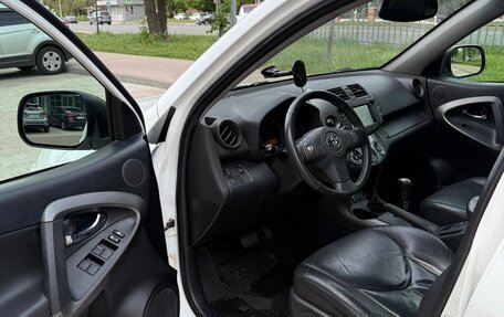 Toyota RAV4, 2011 год, 2 000 000 рублей, 5 фотография