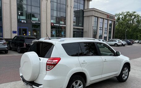 Toyota RAV4, 2011 год, 2 000 000 рублей, 4 фотография