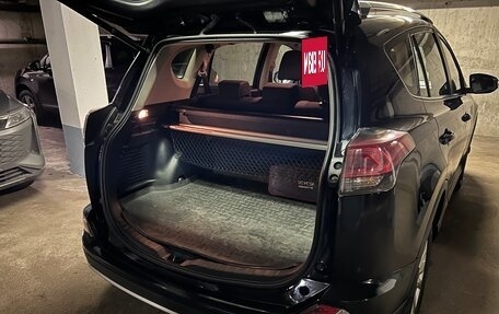 Toyota RAV4, 2016 год, 2 090 000 рублей, 10 фотография