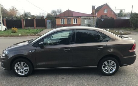 Volkswagen Polo VI (EU Market), 2017 год, 1 215 000 рублей, 2 фотография