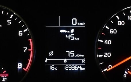 KIA Rio IV, 2018 год, 1 370 000 рублей, 6 фотография