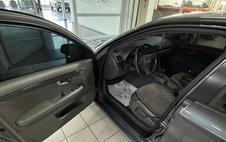 Audi A4, 2004 год, 950 000 рублей, 9 фотография