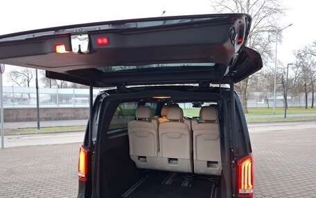 Mercedes-Benz EQV, 2022 год, 6 500 000 рублей, 10 фотография