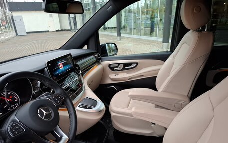 Mercedes-Benz EQV, 2022 год, 6 500 000 рублей, 16 фотография