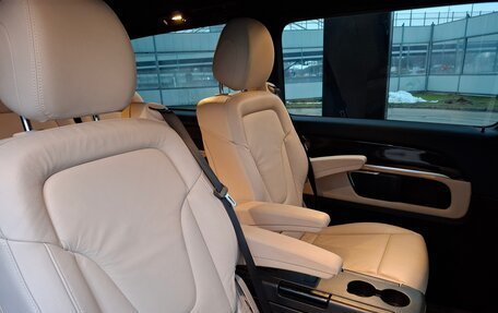 Mercedes-Benz EQV, 2022 год, 6 500 000 рублей, 25 фотография