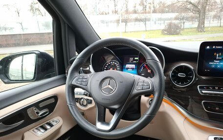 Mercedes-Benz EQV, 2022 год, 6 500 000 рублей, 28 фотография