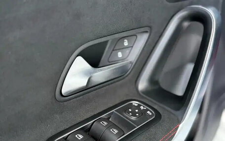 Mercedes-Benz A-Класс, 2025 год, 3 802 000 рублей, 19 фотография