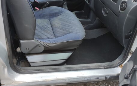 Peugeot Partner II рестайлинг 2, 2006 год, 350 000 рублей, 14 фотография