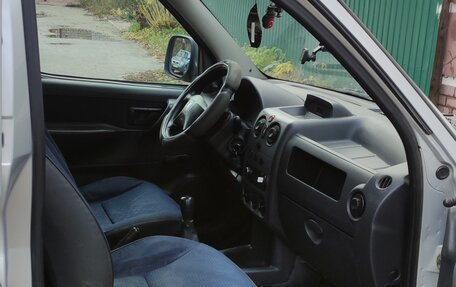 Peugeot Partner II рестайлинг 2, 2006 год, 350 000 рублей, 13 фотография