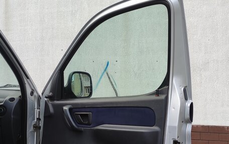 Peugeot Partner II рестайлинг 2, 2006 год, 350 000 рублей, 20 фотография