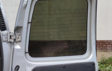 Peugeot Partner II рестайлинг 2, 2006 год, 350 000 рублей, 21 фотография