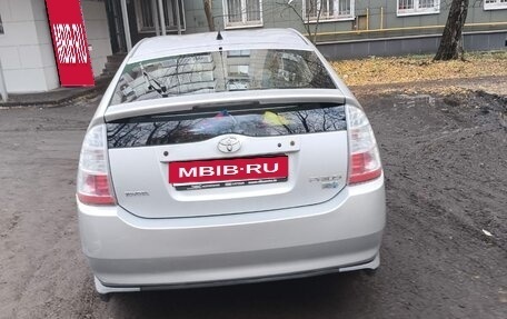 Toyota Prius, 2008 год, 670 000 рублей, 5 фотография