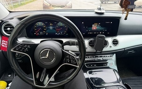 Mercedes-Benz E-Класс, 2021 год, 2 540 000 рублей, 15 фотография