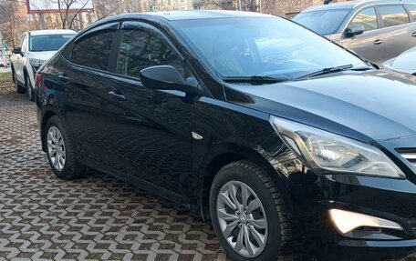 Hyundai Solaris II рестайлинг, 2016 год, 630 000 рублей, 2 фотография