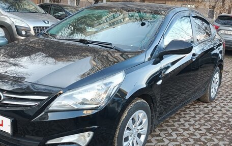 Hyundai Solaris II рестайлинг, 2016 год, 630 000 рублей, 3 фотография