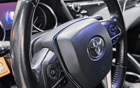 Toyota Camry, 2018 год, 2 450 000 рублей, 15 фотография