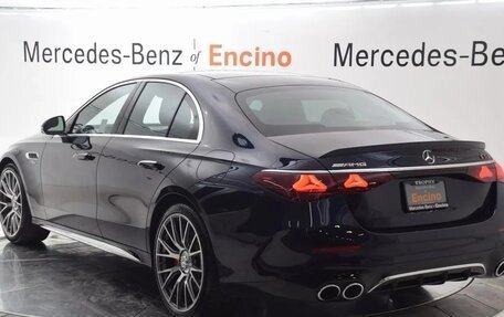 Mercedes-Benz E-Класс AMG, 2025 год, 209 768 рублей, 3 фотография